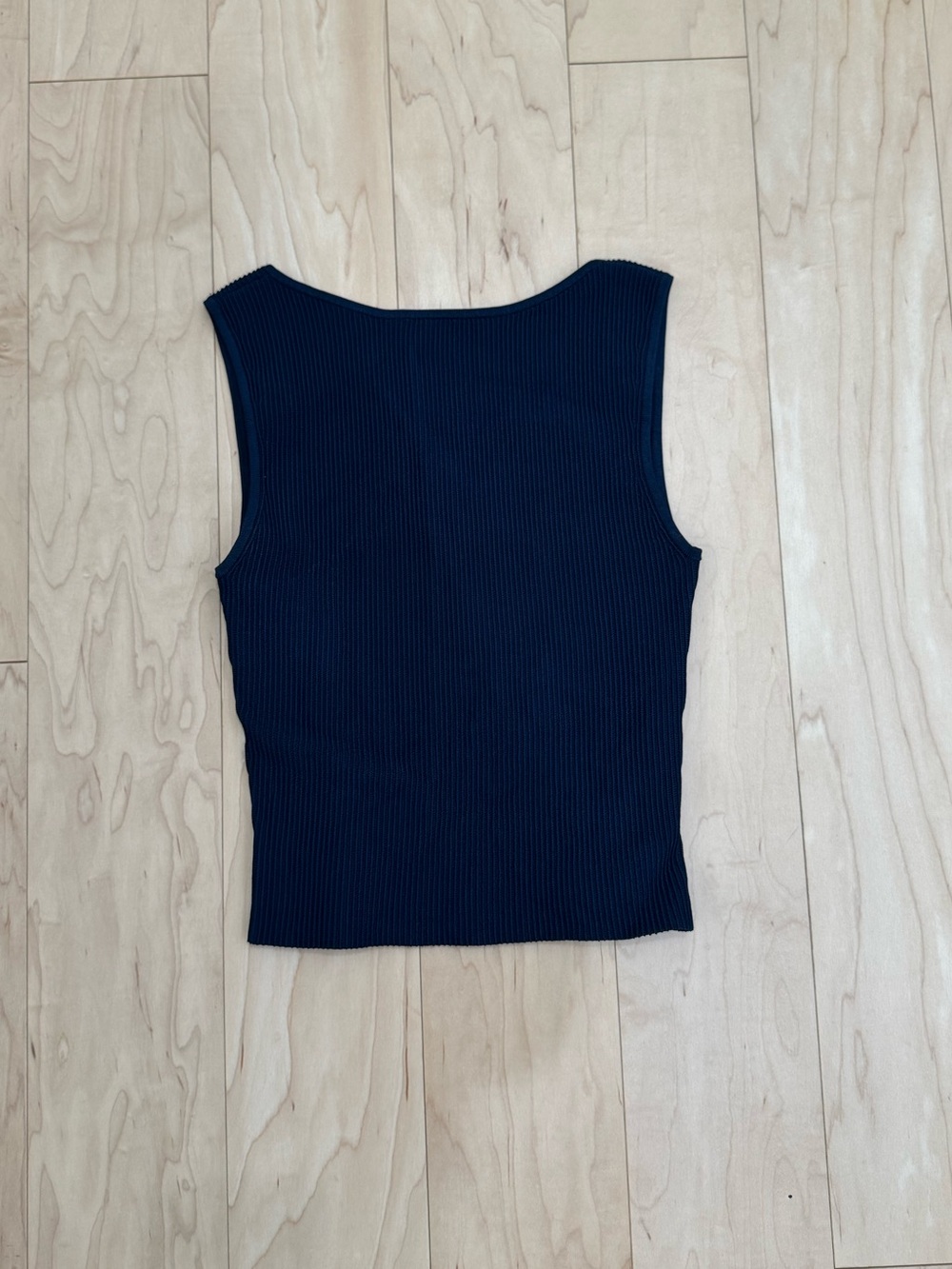 Aritzia sculpt knit top